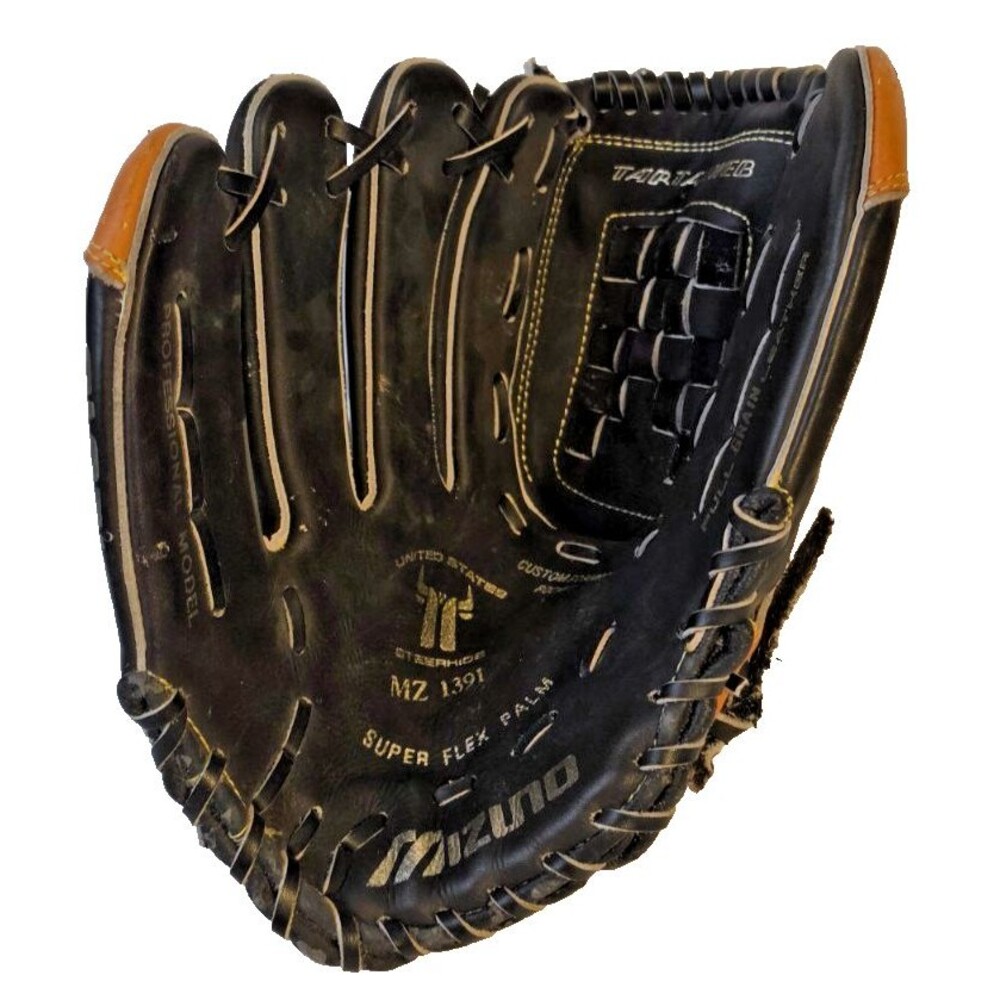 Mizuno MZ 1391 Professional Glove Max Flex Right Hand Glove (Left Hand Throw)